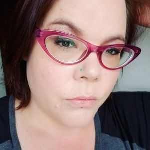 Meet your Posher, Billie-jo